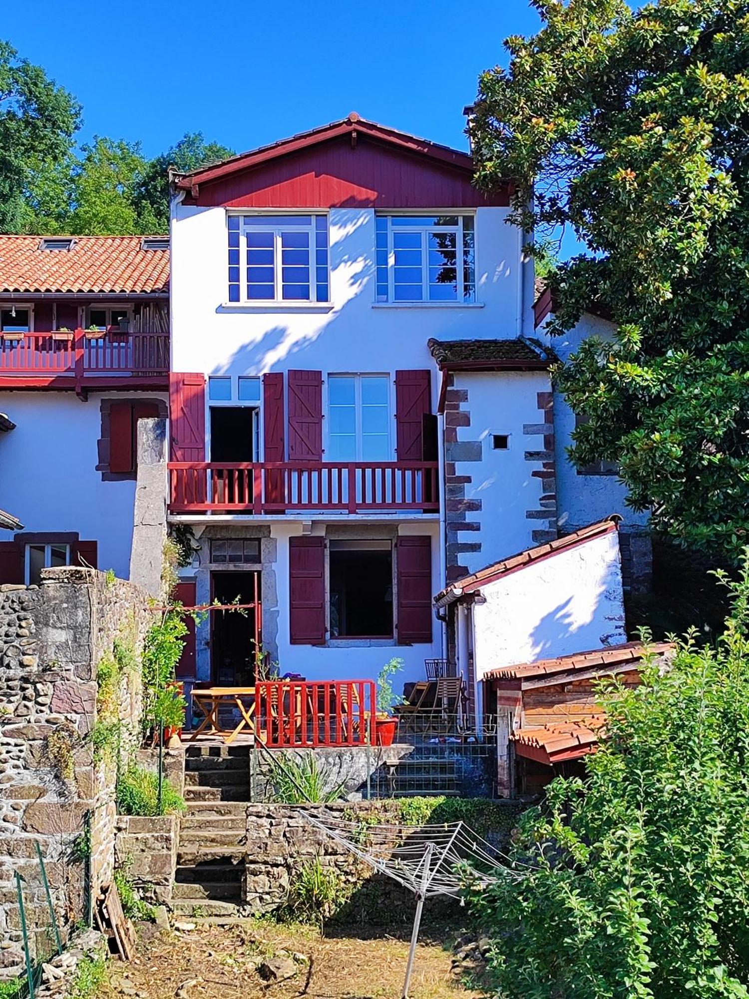 L'Auberge Du Pelerin - St Jean Pied De Port Saint-Jean-Pied-de-Port Exterior photo